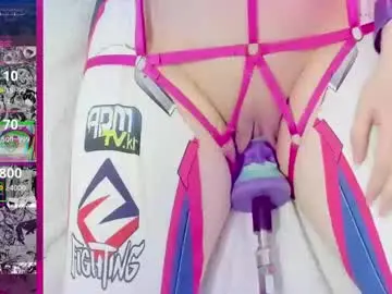 Chaturbate Sex Cam of daddyslittlegirl01