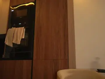 Chaturbate Adult Webcams of snow_is_falling
