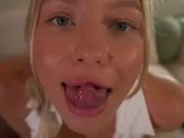 Chaturbate Live Sex of snow_is_falling