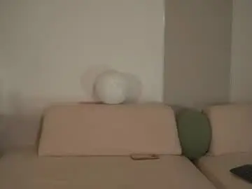 Chaturbate Free Porn Cam of snow_is_falling