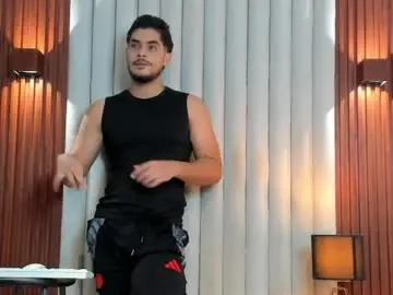 Chaturbate Free Live Porn of luciano_vitale_