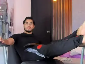 Chaturbate Live Porn of luciano_vitale_