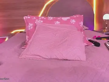 Chaturbate Watch Live Sex Cams of dannaberlin