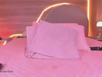 Chaturbate Watch Live Sex Cams of dannaberlin