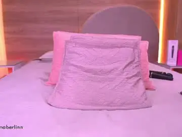 Chaturbate Watch Live Sex Cams of dannaberlin