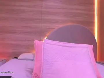Chaturbate Watch Live Sex Cams of dannaberlin