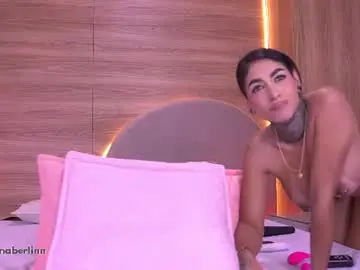 Chaturbate Live Sex Cam of dannaberlin