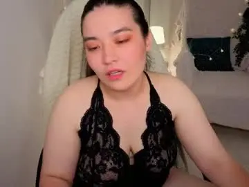 Chaturbate Live Sex Cam of momorins