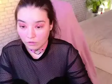 Chaturbate Live Sex Cam of momorins
