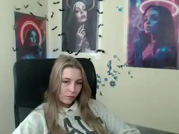 Chaturbate Free Live Porn of stranger_giirl