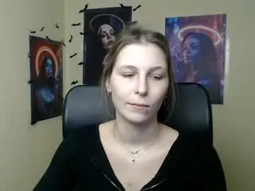Chaturbate Watch Live Sex Cams of stranger_giirl