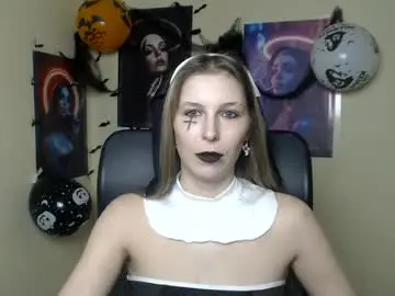 Chaturbate Free Porn Cam of stranger_giirl