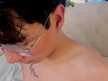 Chaturbate Free Live Porn of ale_aurarashi