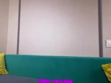 Chaturbate Live Sex Cam of bridgetthellard