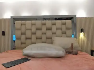 Chaturbate Watch Live Sex Cams of noah_pariss