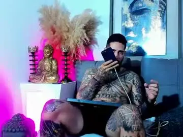 Chaturbate Live Sex Cam of vincentsartori