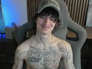 Chaturbate Free Porn Cam of oliverrgroove