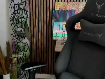 Chaturbate Live Sex Cam of oliverrgroove