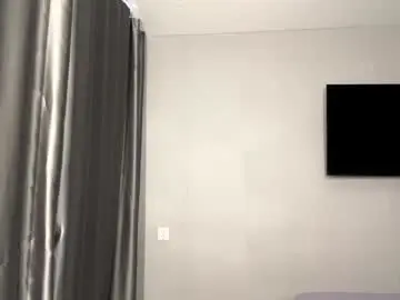 Chaturbate Live Sex Cam of sofiabruno