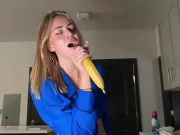 Chaturbate Live Porn of honeyyy95