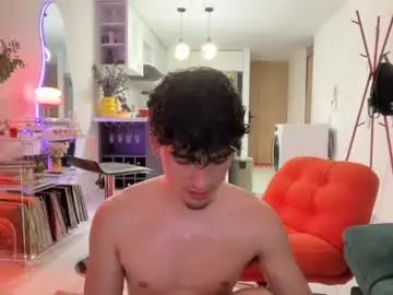 Chaturbate Free Live Porn of zenn_rush