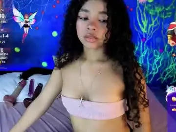 Chaturbate Live Sex of lucie_petite