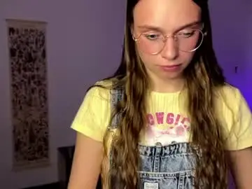 Chaturbate Free Live Porn of amy_yammy3