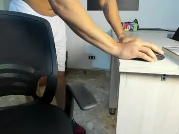 Chaturbate Free Live Porn of belamiramil