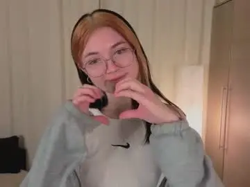 Chaturbate Live Sex Cam of doris_lewis