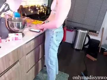 Chaturbate Watch Live Sex Cams of madisynwood
