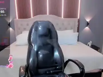 Chaturbate Live Sex of tommy18__
