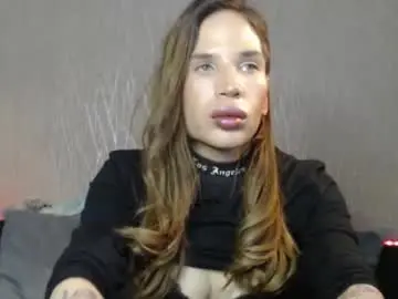 Chaturbate Adult Webcams of brunettesurprise