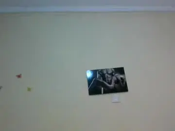 Chaturbate Free Porn Cam of smillingmachine