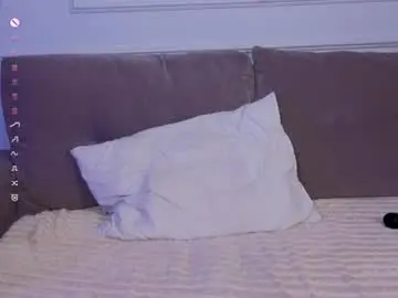 Chaturbate Live Sex Cam of emiliahronick