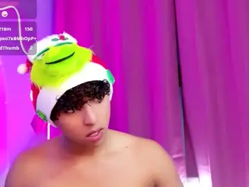 Chaturbate Live Sex of noah_smith04