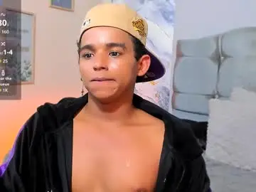 Chaturbate Sex Cam of noah_smith04