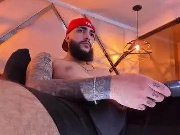 Chaturbate Live Sex of santiagohincapiie
