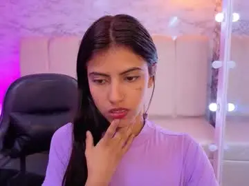 Chaturbate Live Sex Cam of _kitty_v