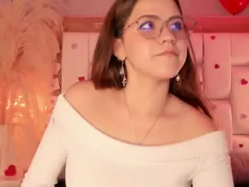 Chaturbate Free Porn Cam of daphne_and_roger