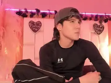 Chaturbate Sex Cam of daphne_and_roger