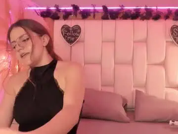 Chaturbate Nude Webcam of daphne_and_roger