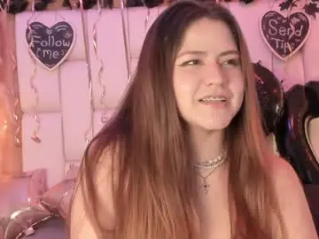 Chaturbate Free Porn Cam of daphne_and_roger