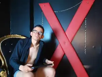 Chaturbate Free Porn Cam of dhegoast