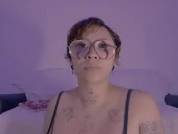 Chaturbate Live Sex Cam of lil_muh