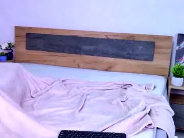 Chaturbate Live Sex Cam of sia_see_you