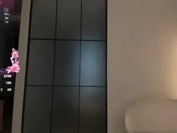 Chaturbate Best live sex cam show of lunaonekiss