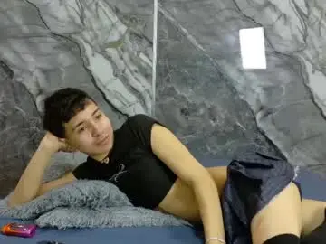 Chaturbate Free Porn Cam of noahwalker__