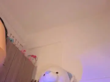 Chaturbate Live Sex Cam of ashlynnlowe_