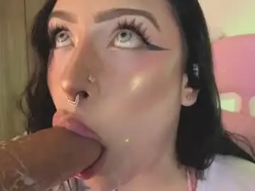 Chaturbate Adult Webcams of ashlynnlowe_
