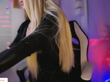 Chaturbate Live Sex Cam of channel_blonde_a